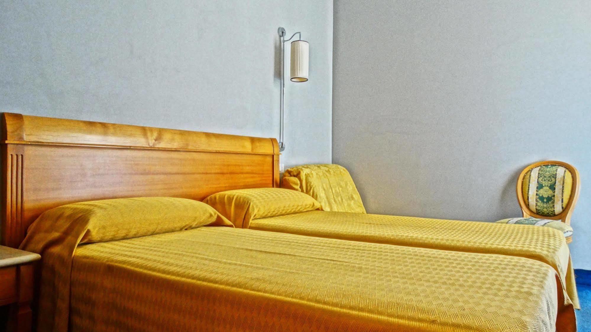 Hotel Dei Quiriti Róma Kültér fotó